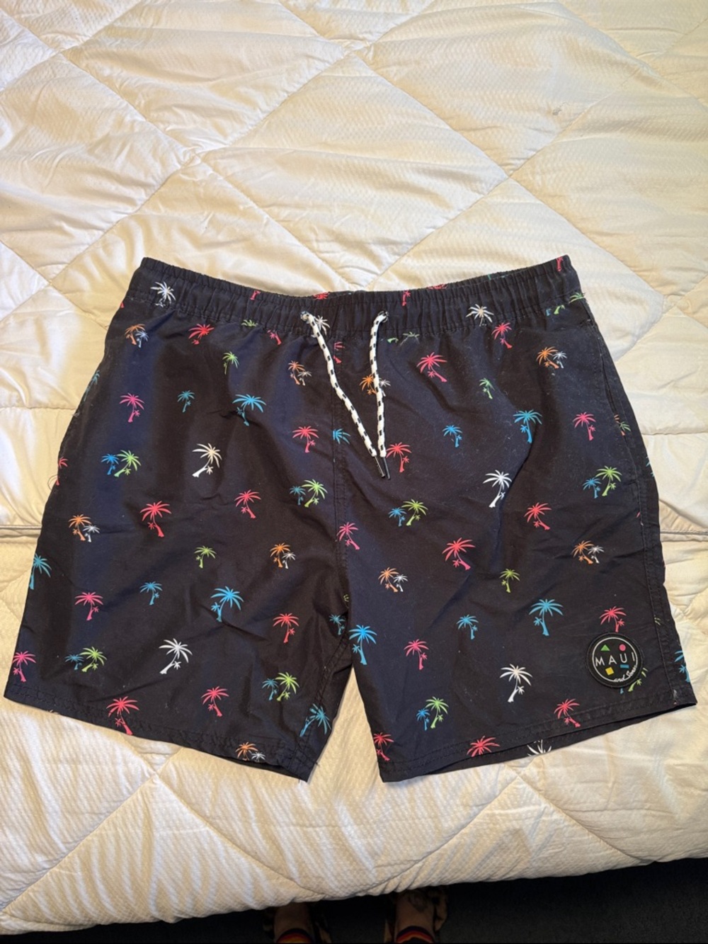 Maui and sons Black Swim Trunks with Neon Palm Trees Jim men’s large L